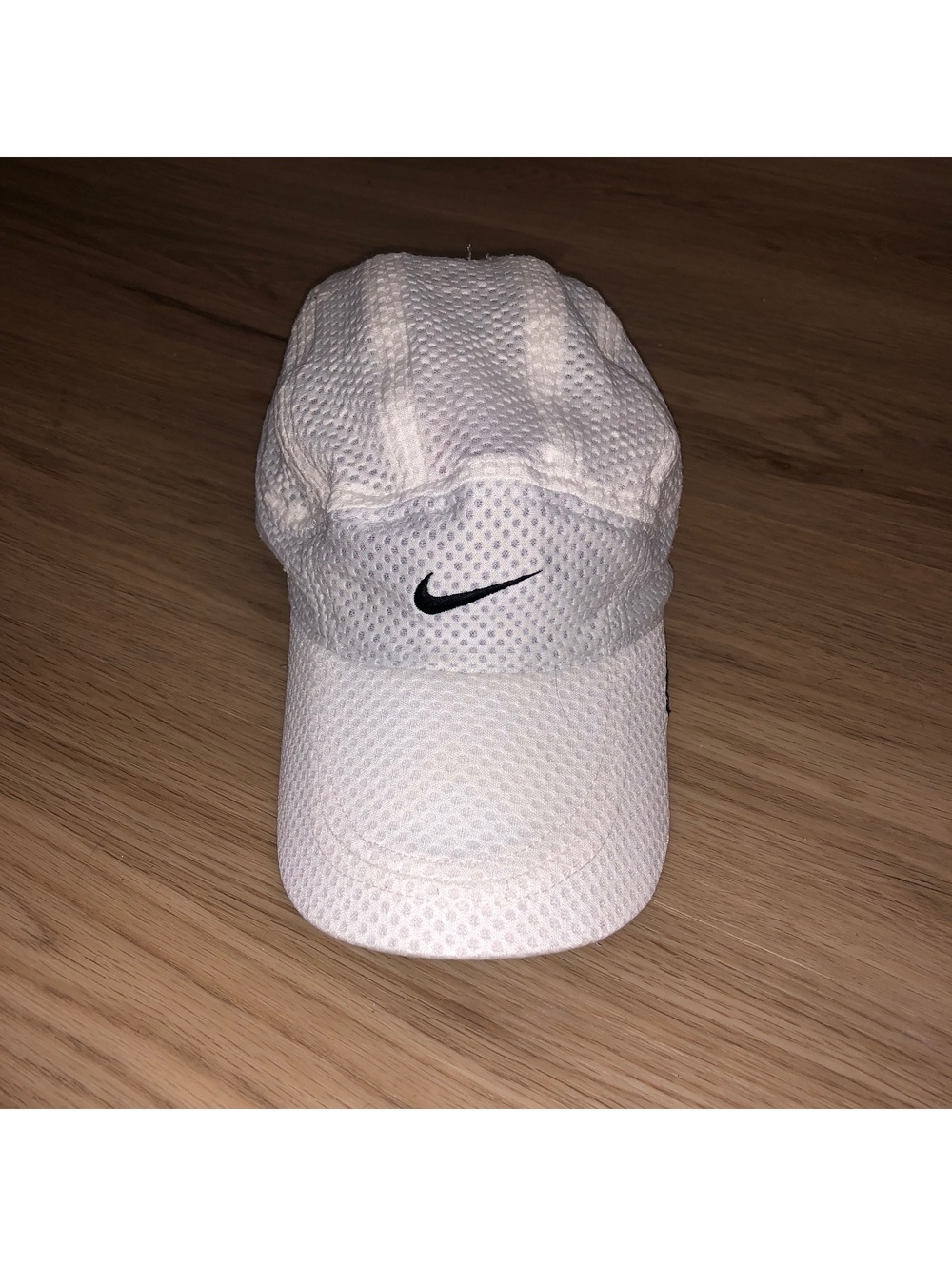 VINTAGE NIKE TAILWIND DRI FIT 7 PANEL MESH RUNNING HAT WHITE BLACK Y2K